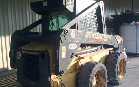 gep-new_holland_ls170-001